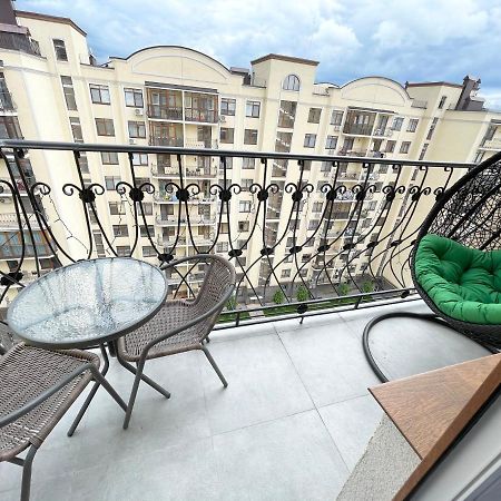 Luxury Emerald Apartments Ірпінь Екстер'єр фото
